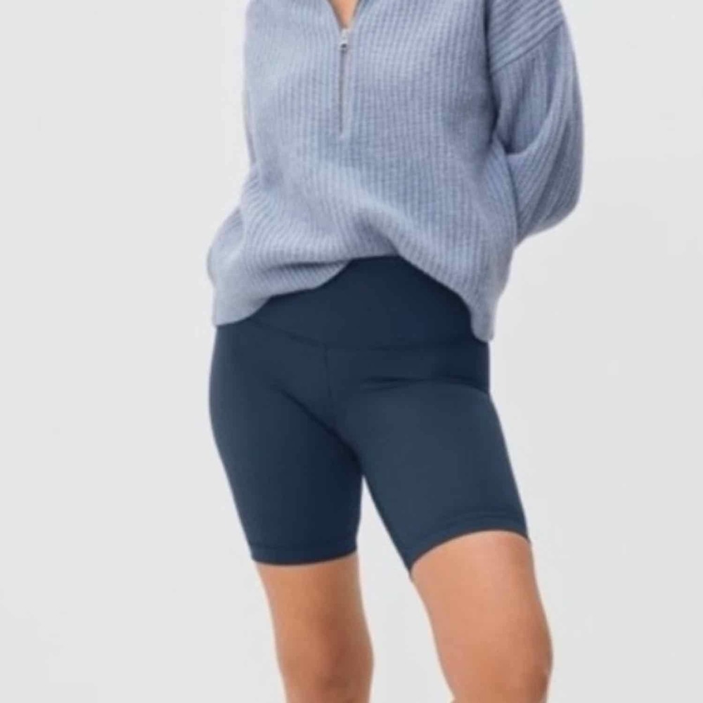Everlane Perform Bike Activewear Exercise Shorts Blue Size Small